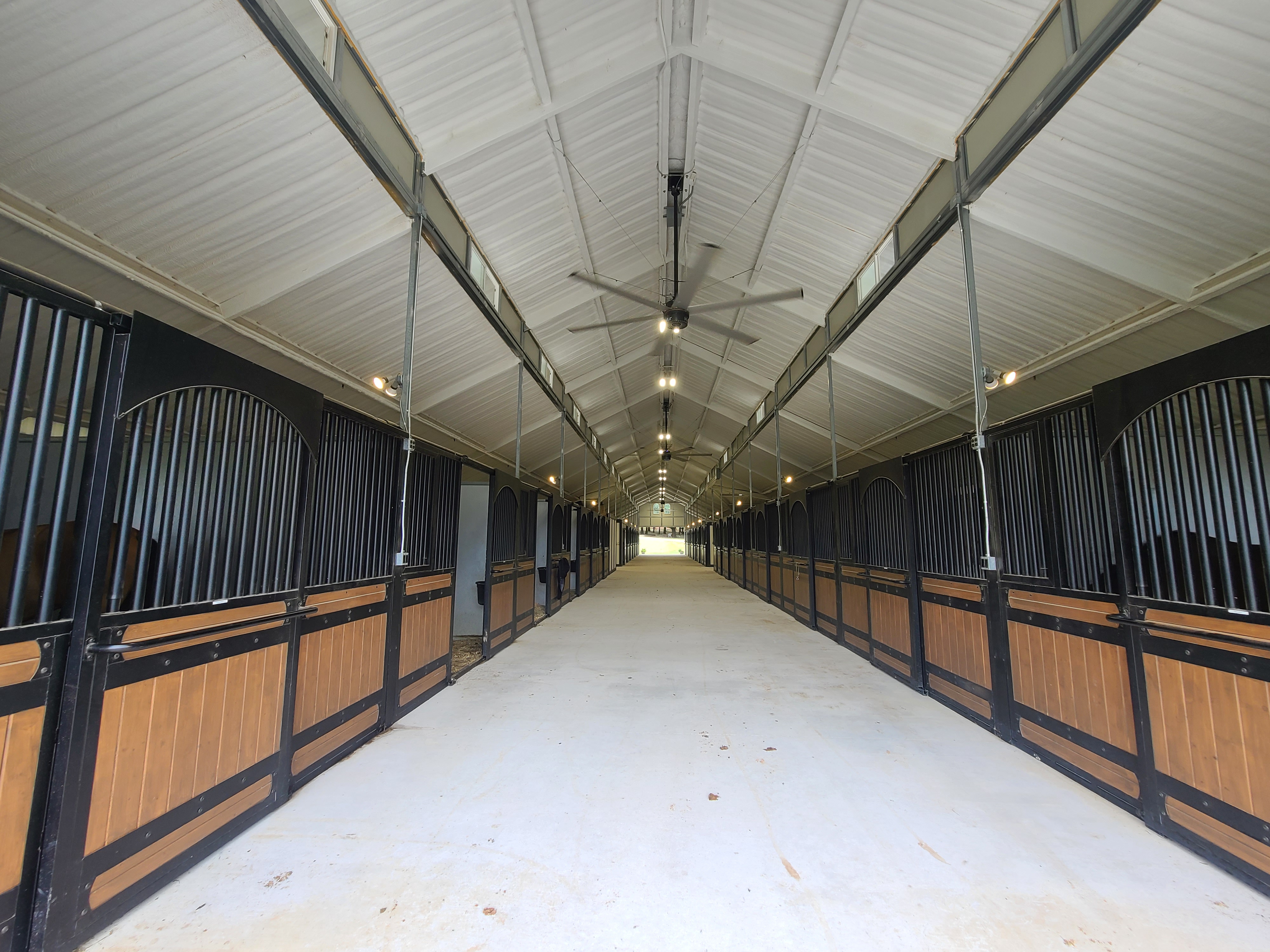 05_ArgyleBarn.jpg